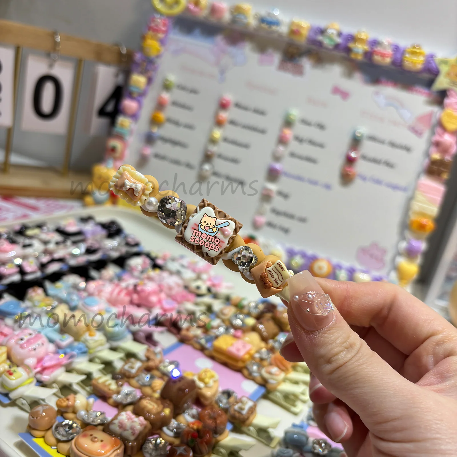 Handmade Decoden Cream Hair Clips - Image 3