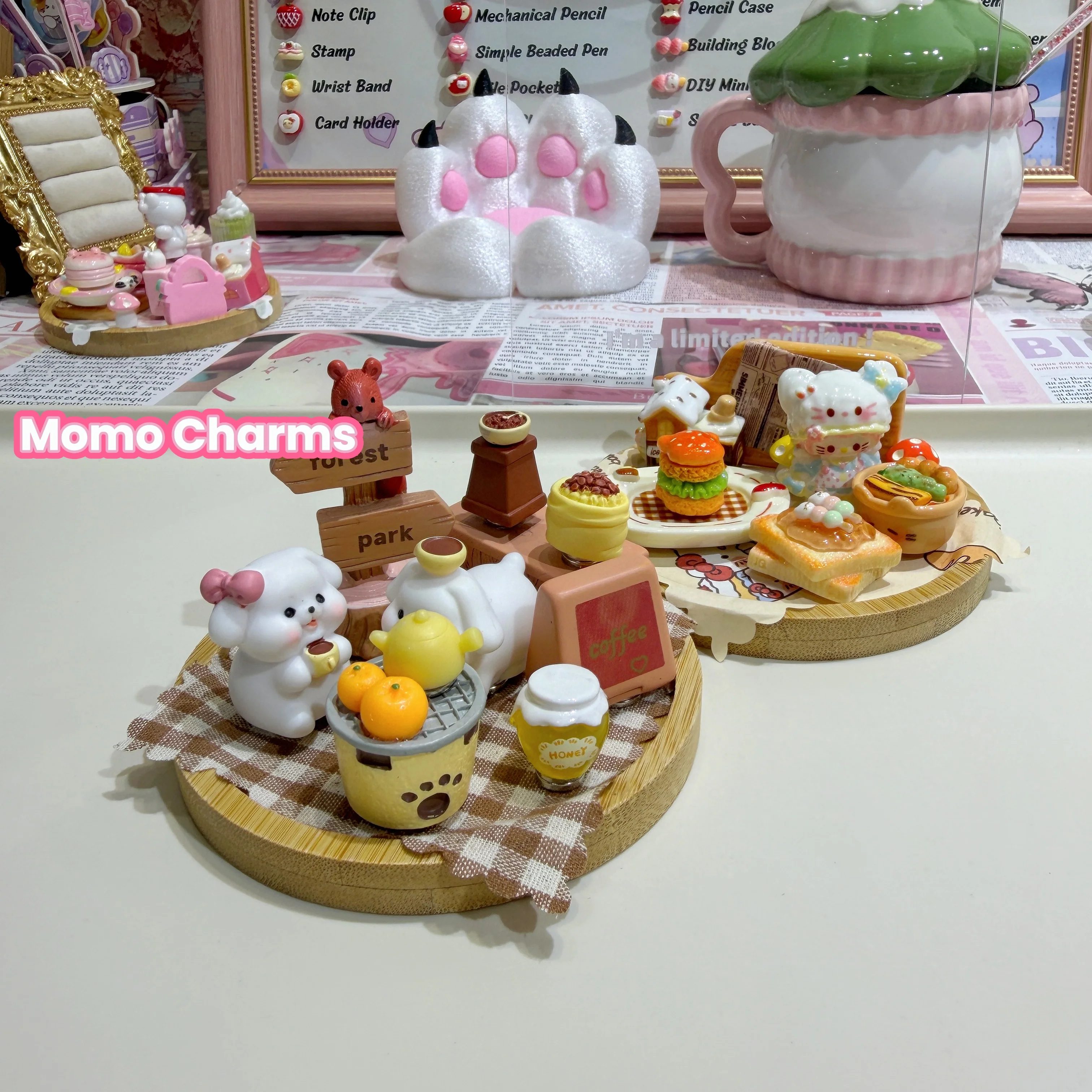 Mini World Magnet Table Decoration